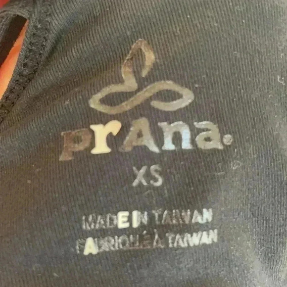 PRANA Women’s Tank Top w/ Built in Padded Bra - Picture 9 of 9